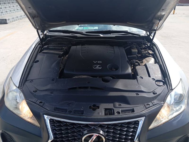 Thumbnail 5 of 2008 Lexus IS